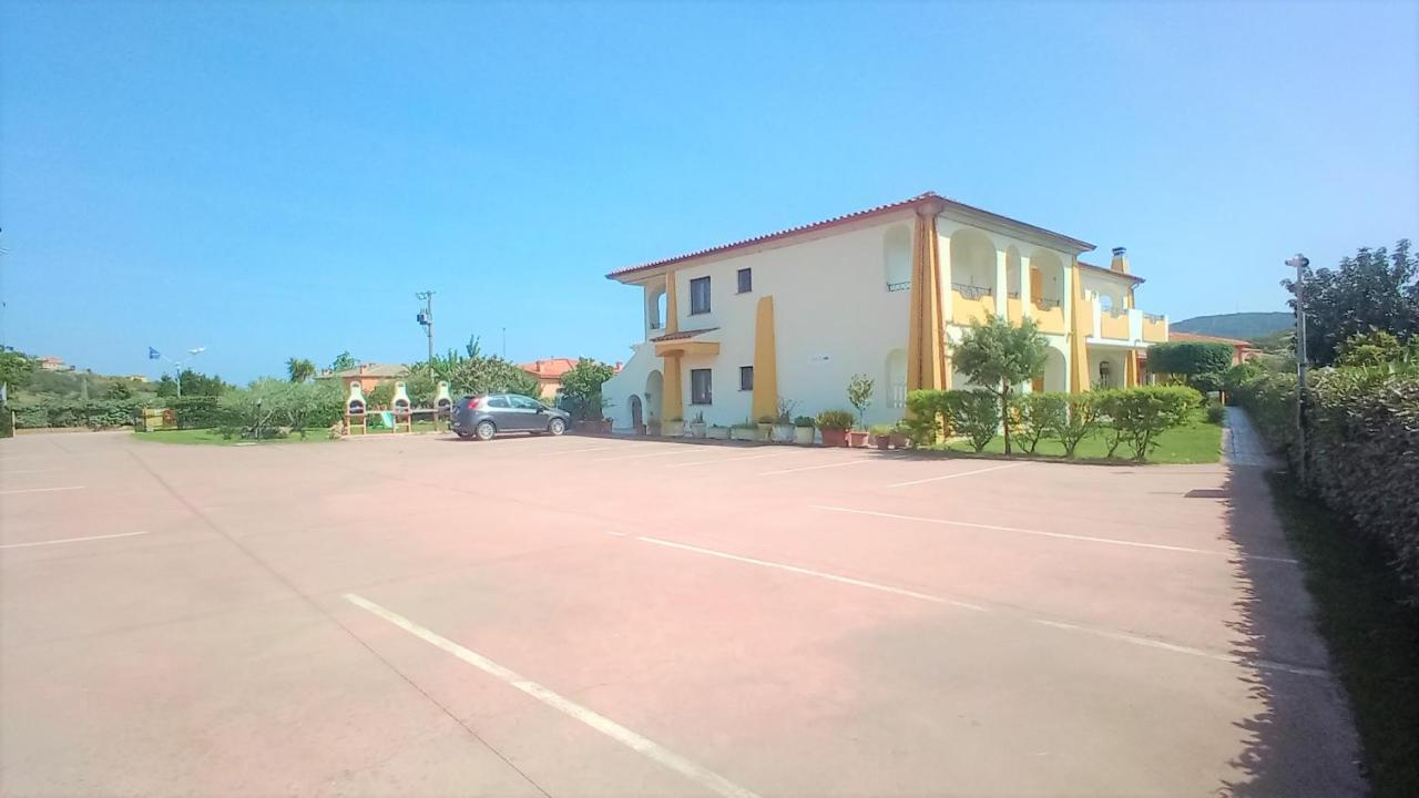 Case Vacanze San Silvestro Budoni Exteriér fotografie